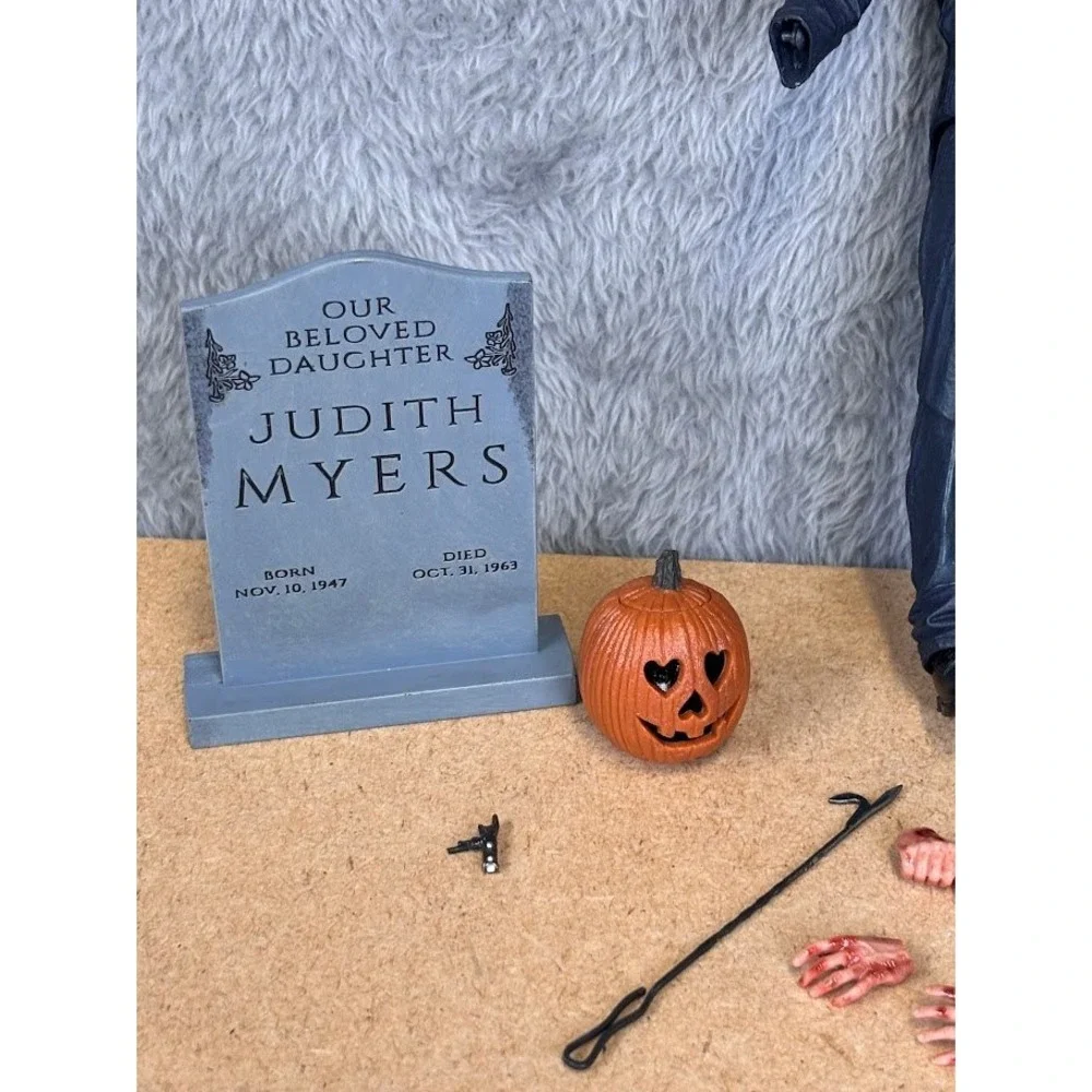 NECA Michael Myers Halloween 2018 Ultimate Action Figure 7